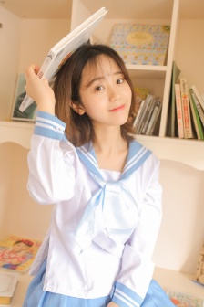 漂亮的女邻居在线看
